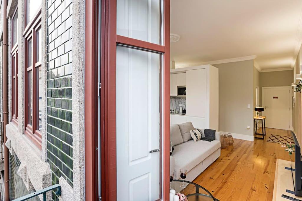 Historical Sunny Marques - With Ac! Apartment Porto Luaran gambar