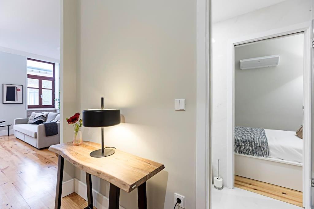 Historical Sunny Marques - With Ac! Apartment Porto Luaran gambar